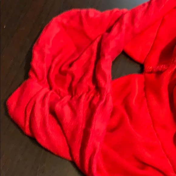 Ladies seductions red off the shoulder top. - Picture 7 of 7